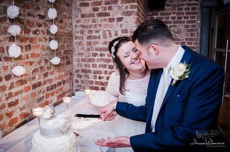 Cutting wedding cake