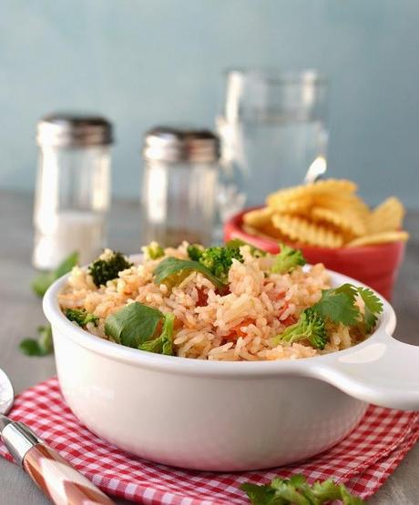 Whole Tomato Rice with Indian flavors (made in Rice Cooker) Whole Tomato Rice with Indian flavors (made in Rice Cooker)