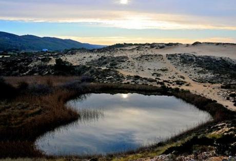 Top 10 Amazing Heart Shaped Lakes