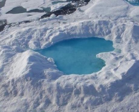 Top 10 Amazing Heart Shaped Lakes