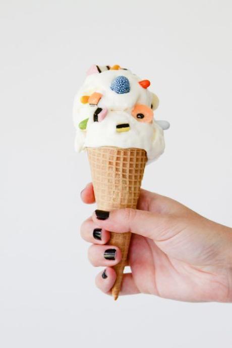 ice-cream-with-licorice-papernstitchblog
