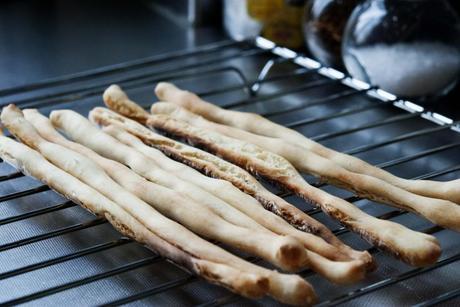 Bread Sticks – Italian Grissini!