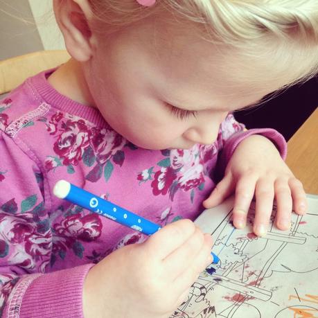 Apple + carrot juice & colouring in!