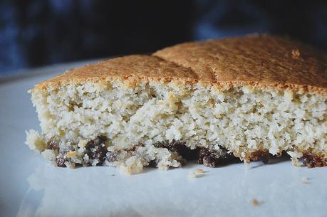 Recipe | Sukrin Gluten Free Cake with Choc Chips!