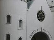 Muslims Volunteer Protect Synagogue Norway