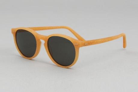 “Une” Recycled Wood Sunglasses