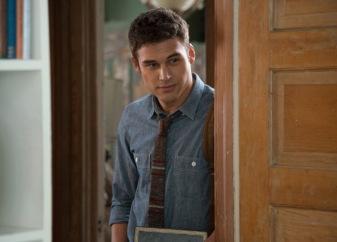 The Boy Next Door (2015) noah