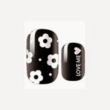 Create Fun, Flirty Nails with OMG Nail Strips!