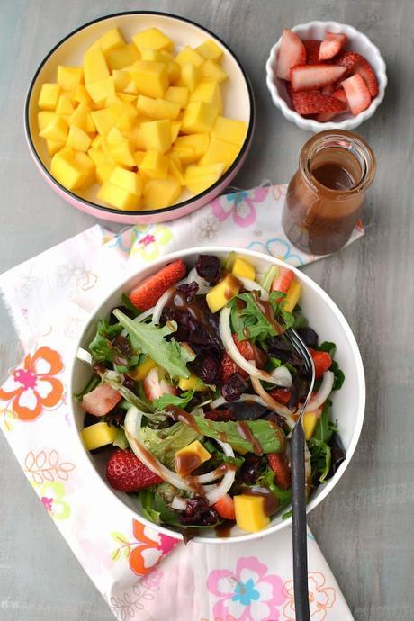 Strawberry Mango Salad with Balsamic Dressing