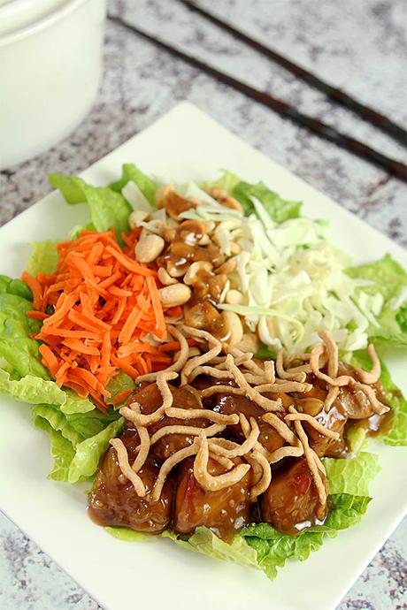 Asian Chicken Salad from Houlihan’s – A Copycat Recipe