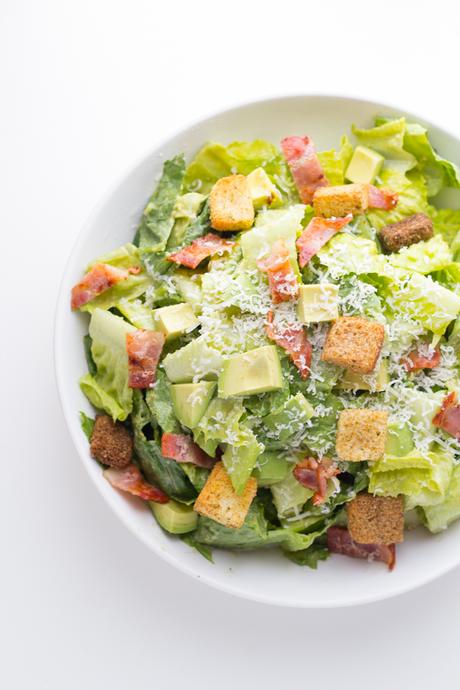 Avocado Caesar Salad: romaine lettuce is tossed in a creamy avocado caesar dressing and topped with bacon, croutons and even more avocado! sweetpeasandsaffron.com @necie83