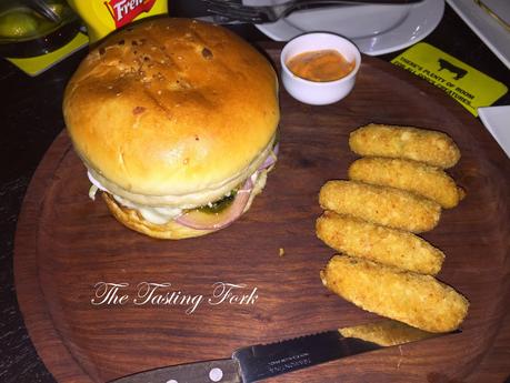 Mind-blowing Burgers at Fork You Too, Sector 29, Gurgaon
