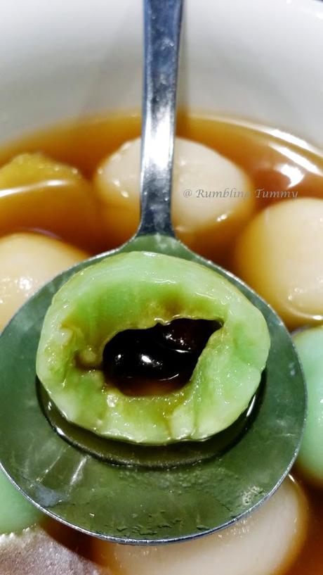 Glutinous Rice Balls with ginger sweet soup 汤圆