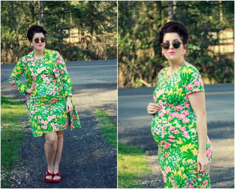 1960's wiggle dress and playing dress up | www.eccentricowl.com