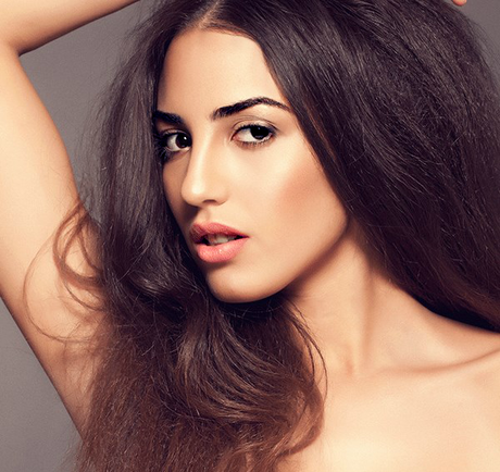 Model Makeup - Natural Glowing Skin with Nadya