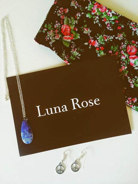 LUNA ROSE