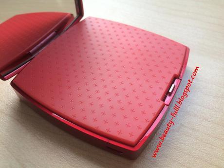 Compact Mirror + Battery Pack from Brando Compact Mirror + Battery Pack from Brando