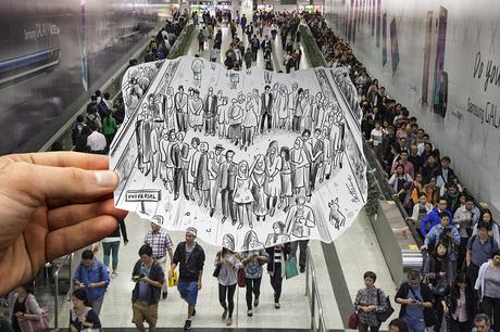 hong kong metro station - heart shaped crowd