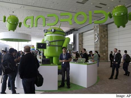 Google Develops Virtual Reality Version of Android
