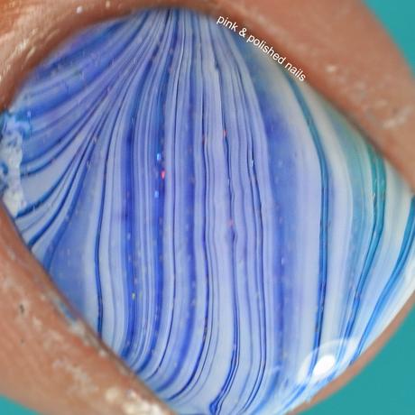 Spot Gradient with Water Marble Overlay