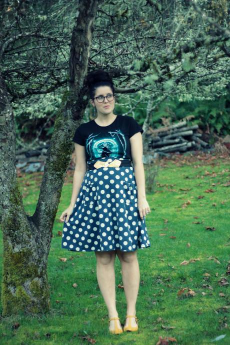 Lord of the Rings shirt and Polka Dot skirt | www.eccentricowl.com
