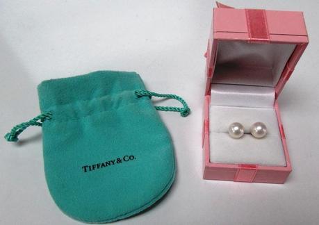 Tiffany&co pearl studs