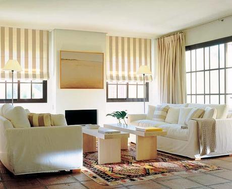Living Room Sophistication That Will Not Break the Bank