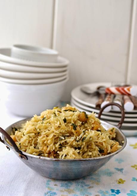 Methi Chana Pulao (Fenugreek leaves and Chickpea Pilaf)