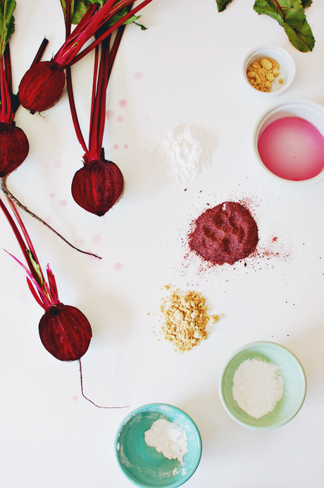 How To Make Your Own Natural Powdered Blush