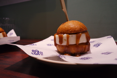 Daisybutter - Hong Kong Lifestyle and Fashion Blog: Little Bao review, Sheung Wan food ideas