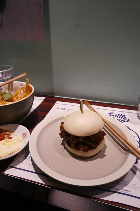 Daisybutter - Hong Kong Lifestyle and Fashion Blog: Little Bao review, Sheung Wan food ideas