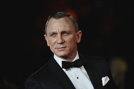 Essential Men’s Style & Fashion Lessons To Learn From Daniel Craig