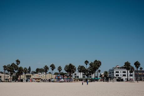 Venice Beach in a heatwave. The world has ended. LA is all that's left in this post apocalyptic nightmare.