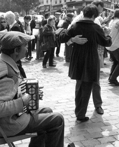 Dancing Rue Mouffetard