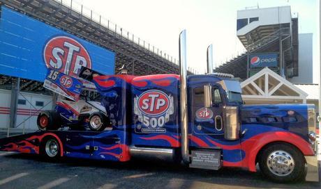 the STP 500 promotional rig is the coolest rig I've seen in weeks!