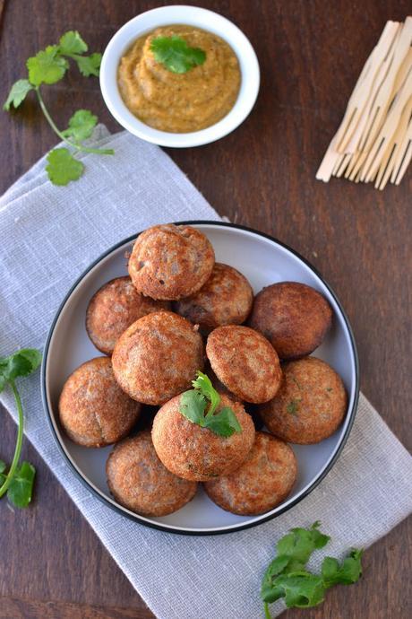 Ragi Paniyaram (Ragi Ponganalu)