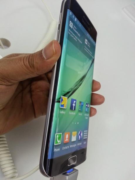 specifications of S6 and S6 Edge