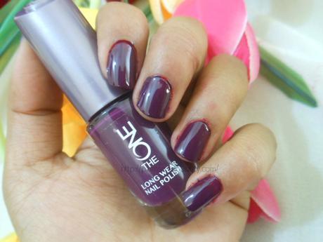 Oriflame The One Long Wear Nail Color Purple in Paris | Review