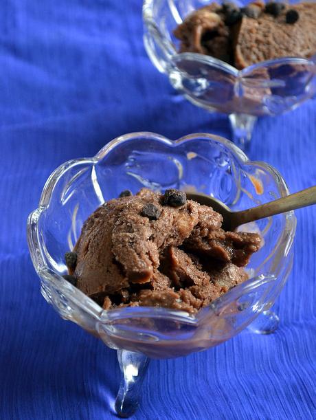 banana chocolate ice cream - eggless icecream