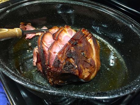 Honey Baked Ham: An Easy Easter Idea