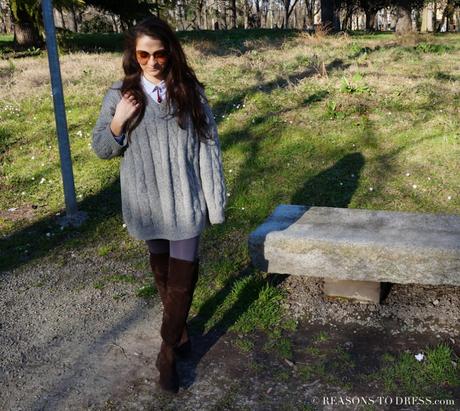 early spring fashion, what to wear in the early spring, how to transition to spring, over the knee boots, over the knee suede boots, over the knee boot trend, how to wear over the knee boots, how to wear a man's sweater, style ideas, fashion blog, mom fashion blog, expat fashion blog, italy blog, italy lifestyle blog, life and style blog in italy, fashion and style in italy, spring trends, spring trends for moms, mom style blog, mom style advice, personal advice and style, modena, what to do in modena, where to go in modena, piazza modena, la gioja, la gioja jewelry, la gioja jewellery, murano glass jewellery, murano glass jewelry, giveaway