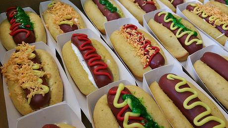 You Can DIY This: Hot Dog Cupcakes
