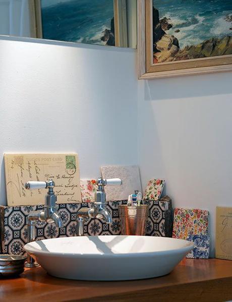 bathroom-sink-backsplash-fiona-doublas-bluebell-grey-design-sponge