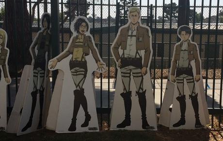 Muse Escapes from the Walled City in LA! Attack on Titan Escape from the Walled City