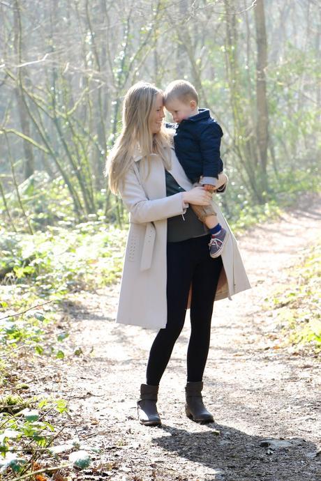 A Walk In The Woods | Mummy and Me March 2015