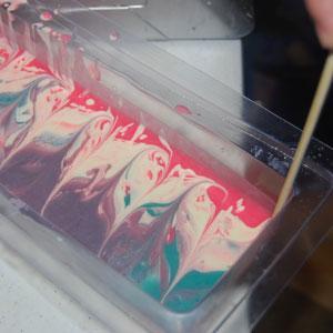 making taiwan swirl soap