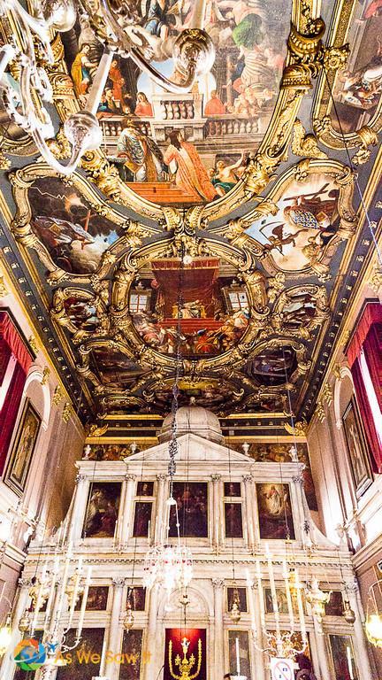 Ornate ceiling and iconostasis at Saint Spyridon Church, Kerkira, Corfu, Greece