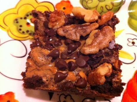 Secret Ingredient Brownies via @FitfulFocus