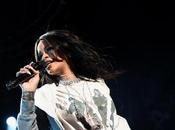 Rihanna Speaks Against Indiana’s Religious Freedom Restoration Bill