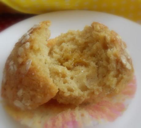 Golden Syrup and Oatmeal Muffins